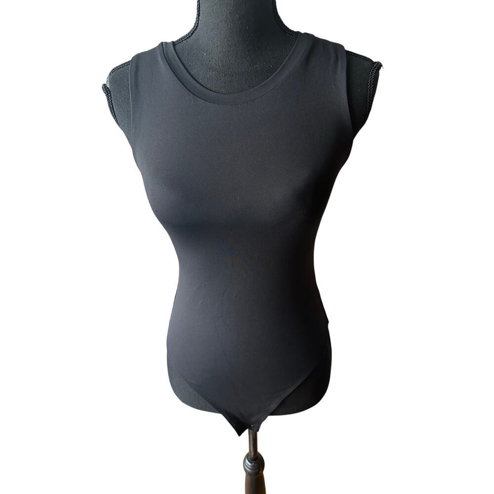 House of Harlow 1960 Black Bodysuit M Sleek Minimal Chic Style Top
